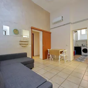 https://my-home-your-home.it-romehotels.com